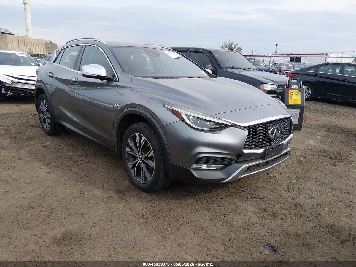 2017 INFINITI QX30 PREMIUM