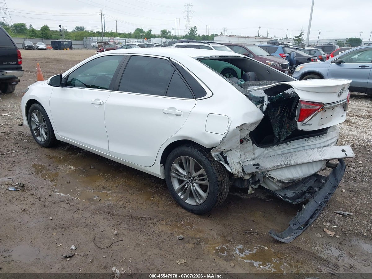 2017 TOYOTA CAMRY SE — снимка 3