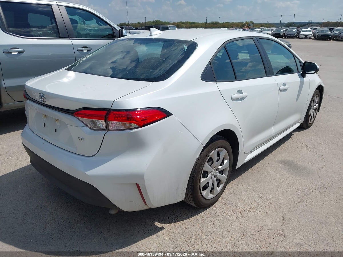 2026 TOYOTA COROLLA LE — photo 4