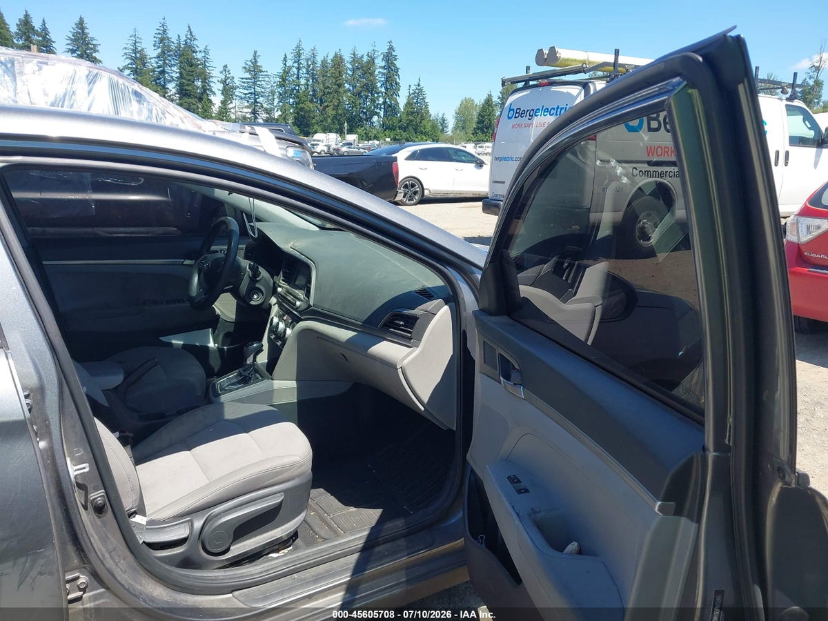 2019 HYUNDAI ELANTRA SE — снимка 5