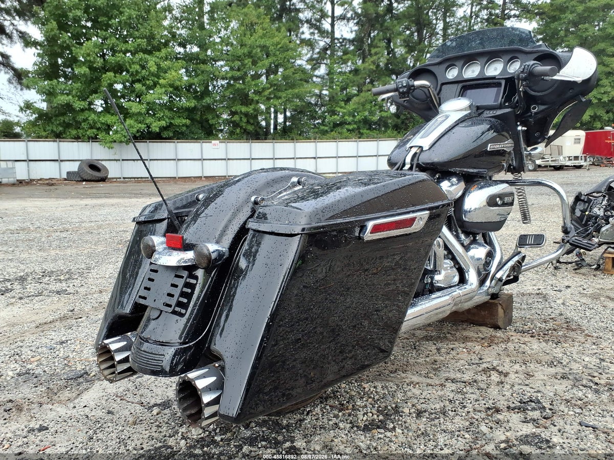 2023 HARLEY-DAVIDSON FLHX — снимка 4