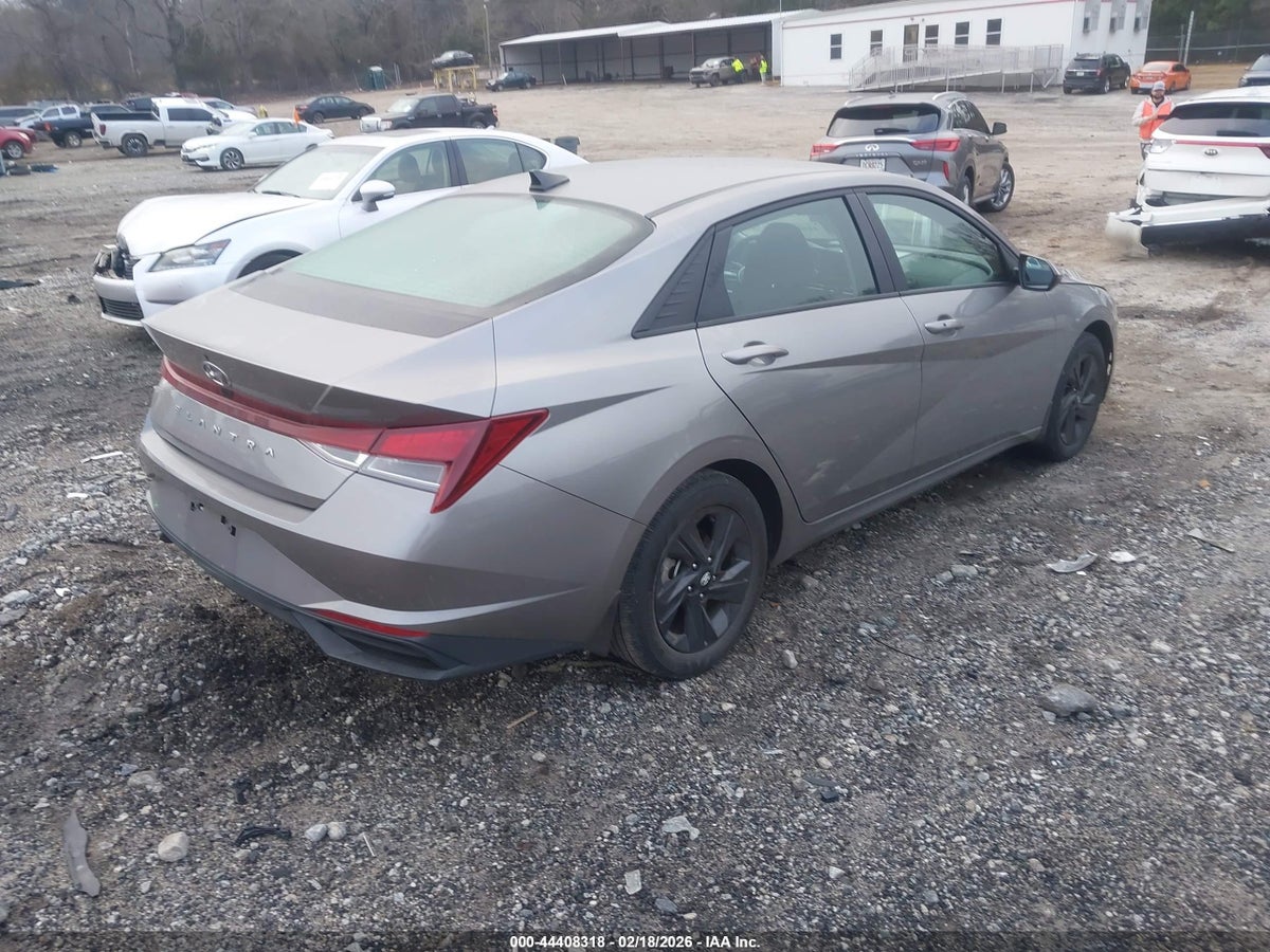 2023 HYUNDAI ELANTRA SEL — снимка 4