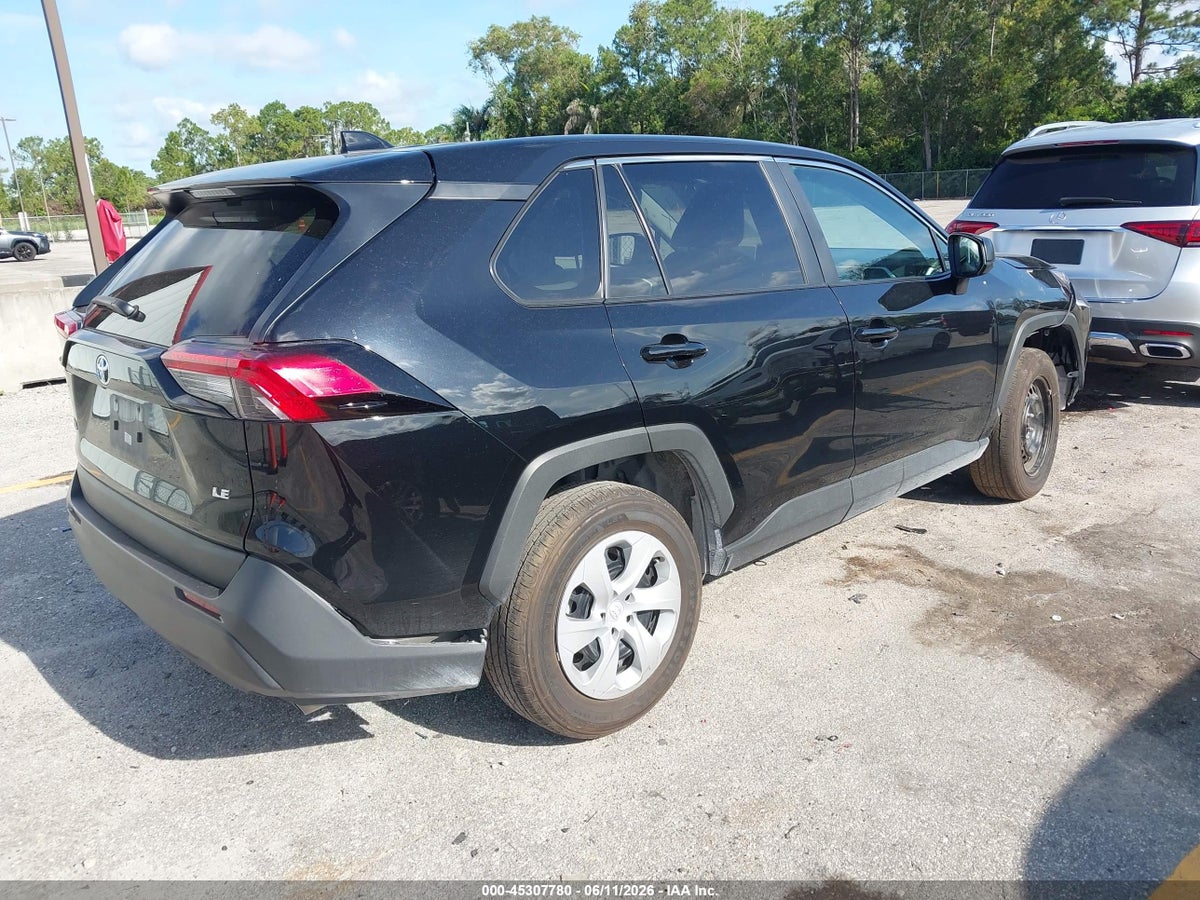 2025 TOYOTA RAV4 LE — снимка 4