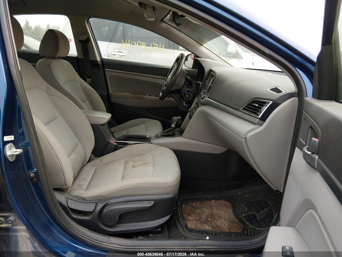 2017 HYUNDAI ELANTRA SE — снимка 5