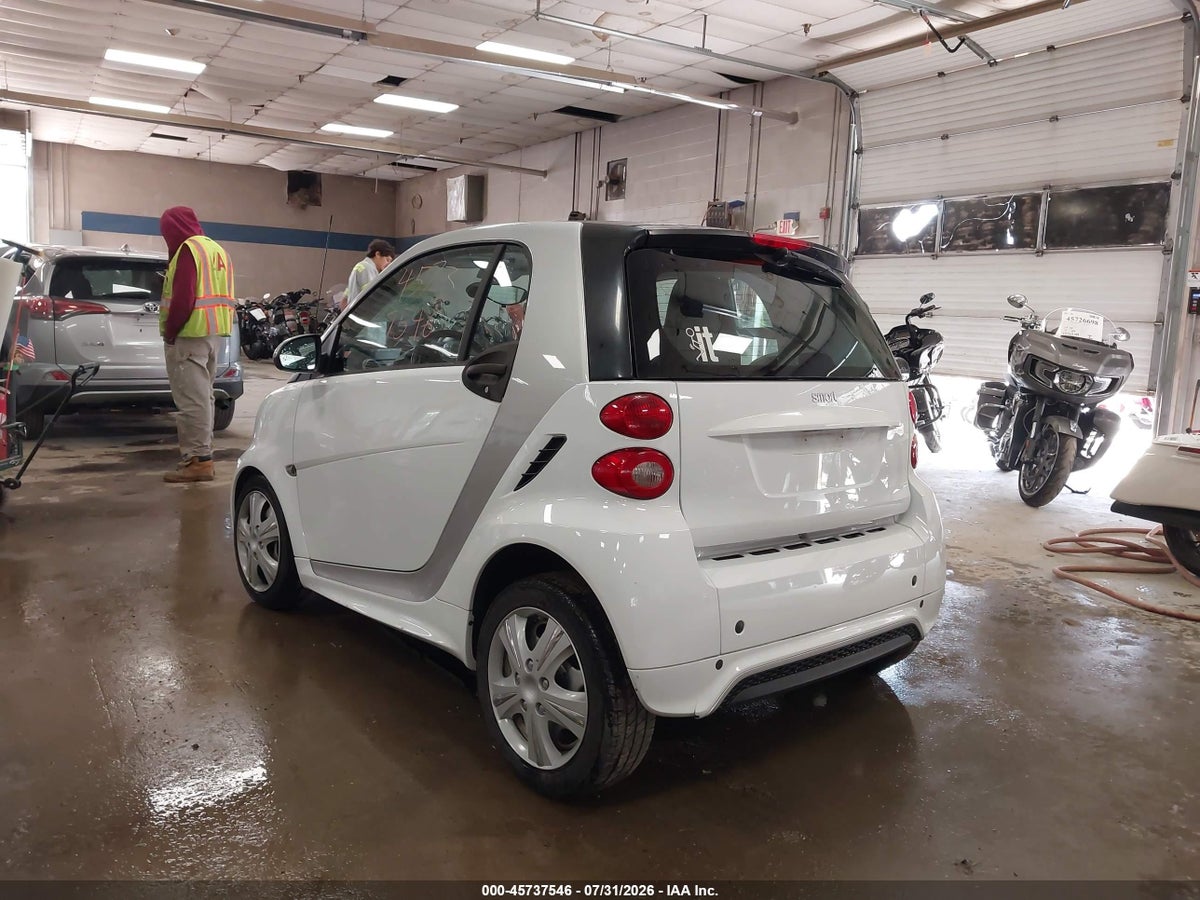 2015 SMART FORTWO PURE — photo 3