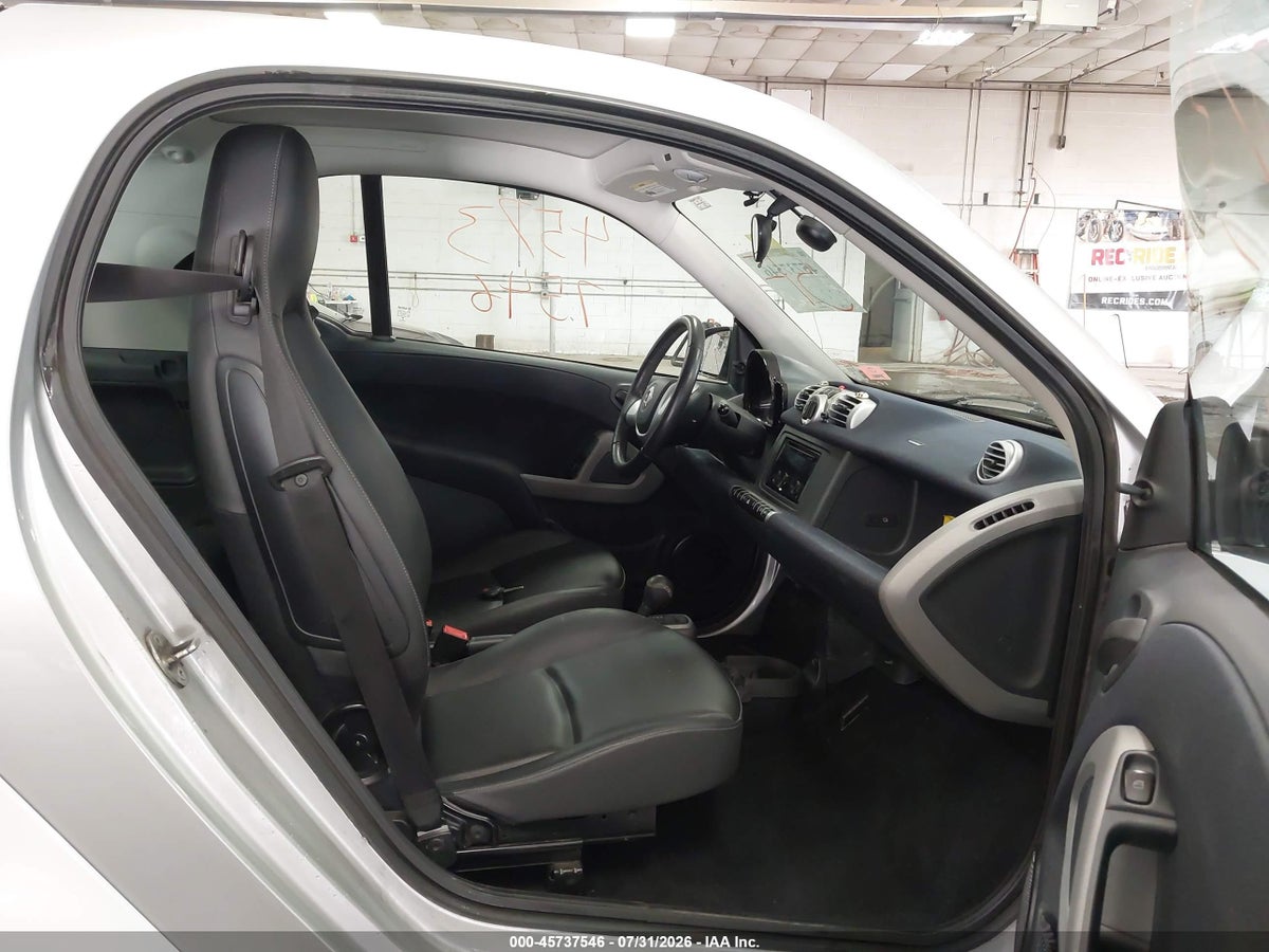 2015 SMART FORTWO PURE — photo 5