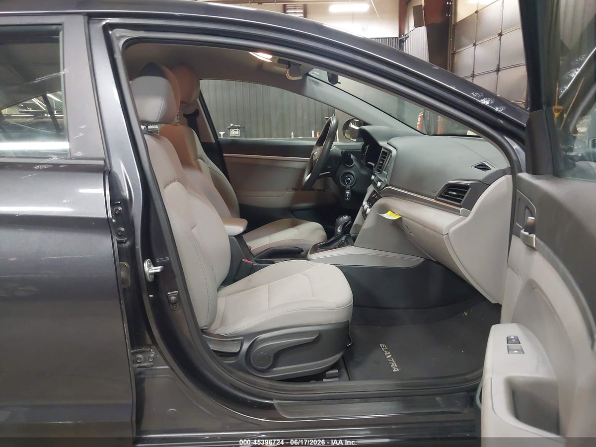 2020 HYUNDAI ELANTRA SE — снимка 5