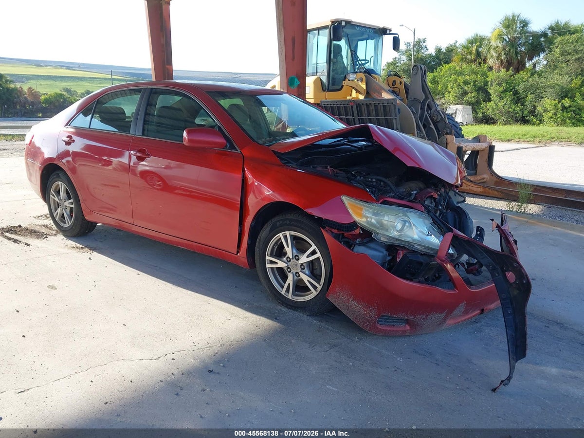 2010 TOYOTA CAMRY LE