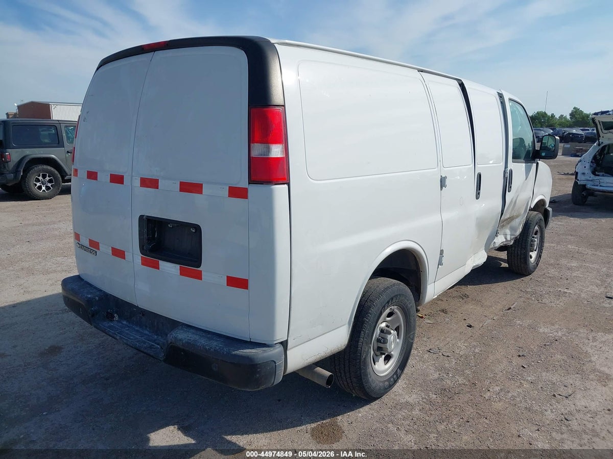 2020 CHEVROLET EXPRESS CARGO RWD 2500 REGULAR WHEELBASE WT — снимка 4