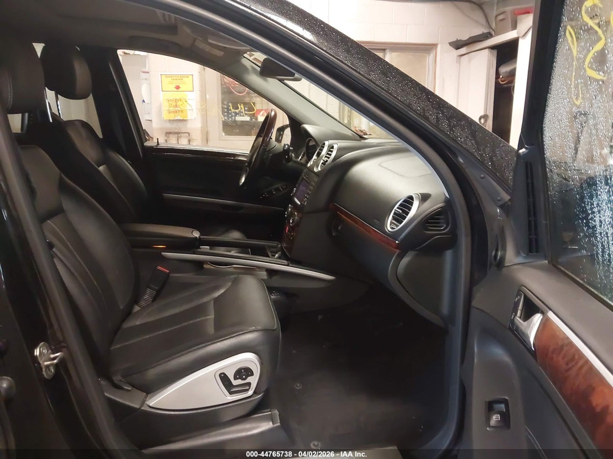2011 MERCEDES-BENZ GL 550 4MATIC — снимка 5