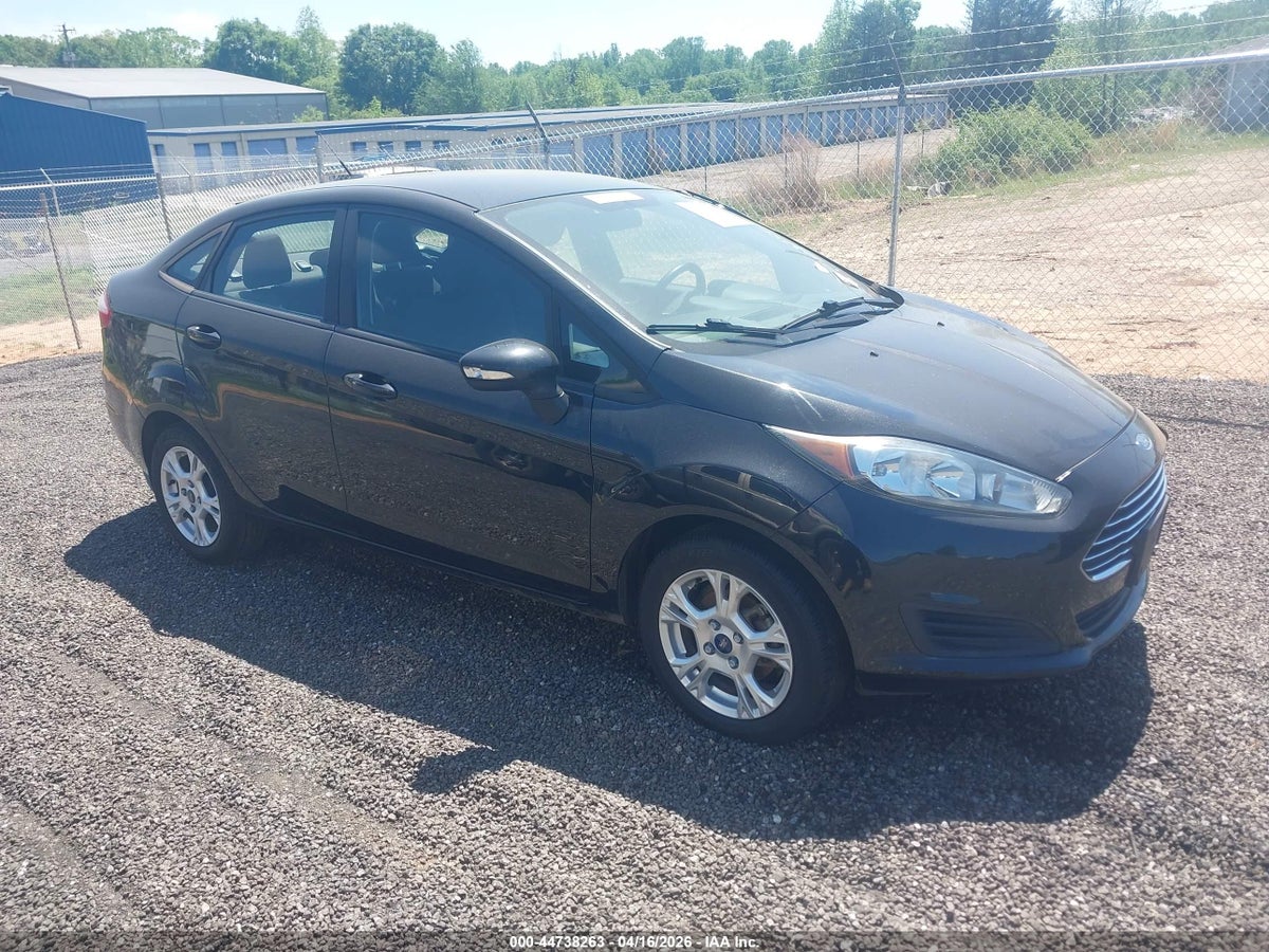 2015 FORD FIESTA SE