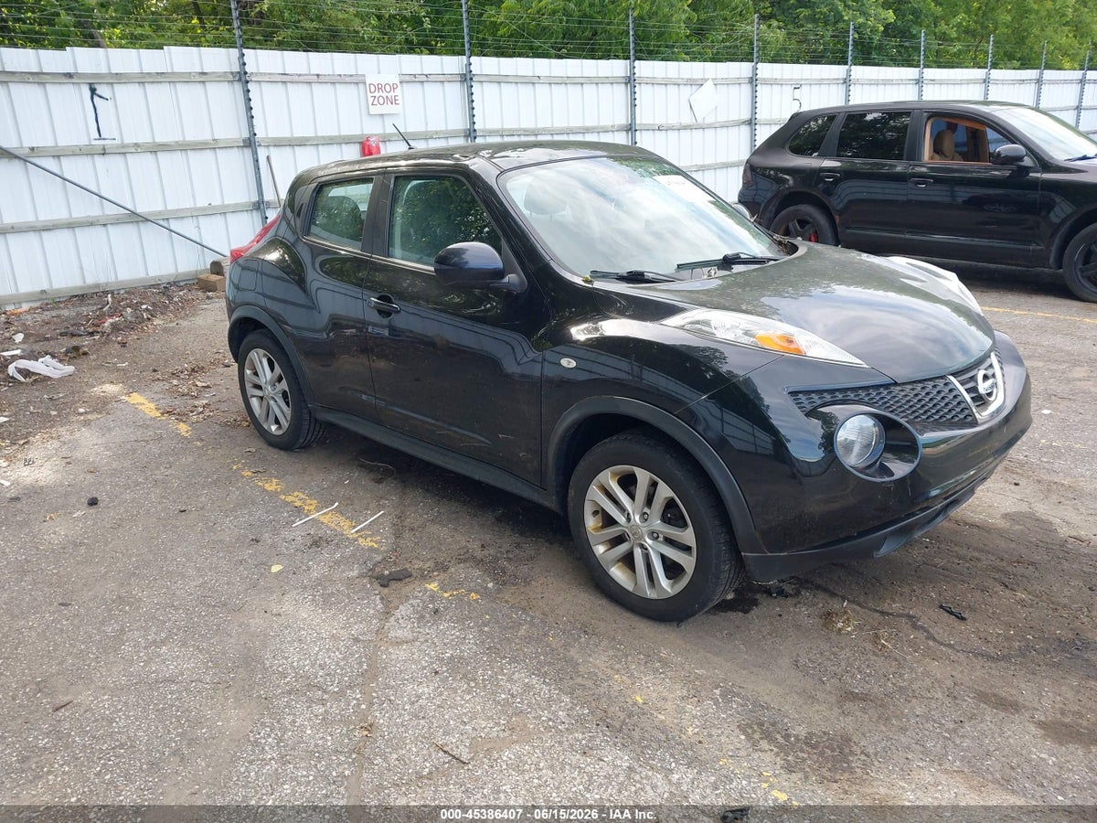 2013 NISSAN JUKE S