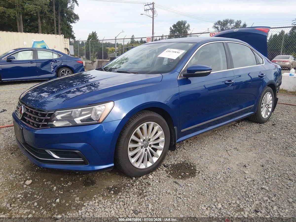 2016 VOLKSWAGEN PASSAT 1.8T SE — снимка 2