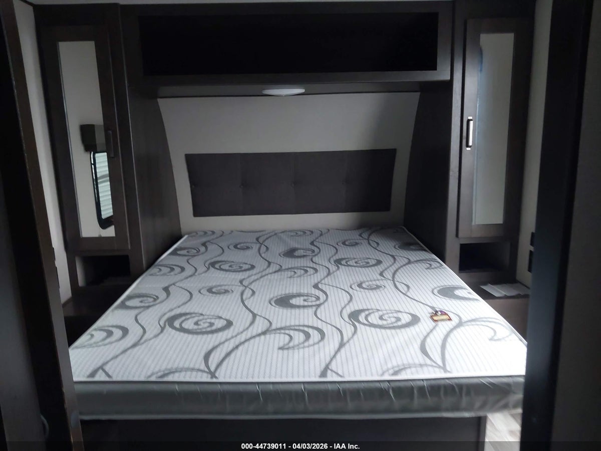2022 GRAND DESIGN TRANSCEND XPLOR TRAVEL TRAILER — снимка 5