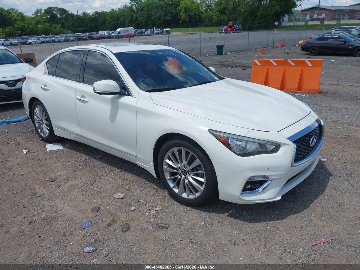 2021 INFINITI Q50 LUXE AWD