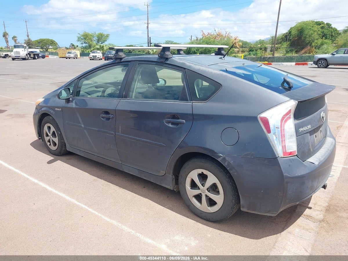 2013 TOYOTA PRIUS FIVE/FOUR/THREE/THREE SE/TWO — снимка 3
