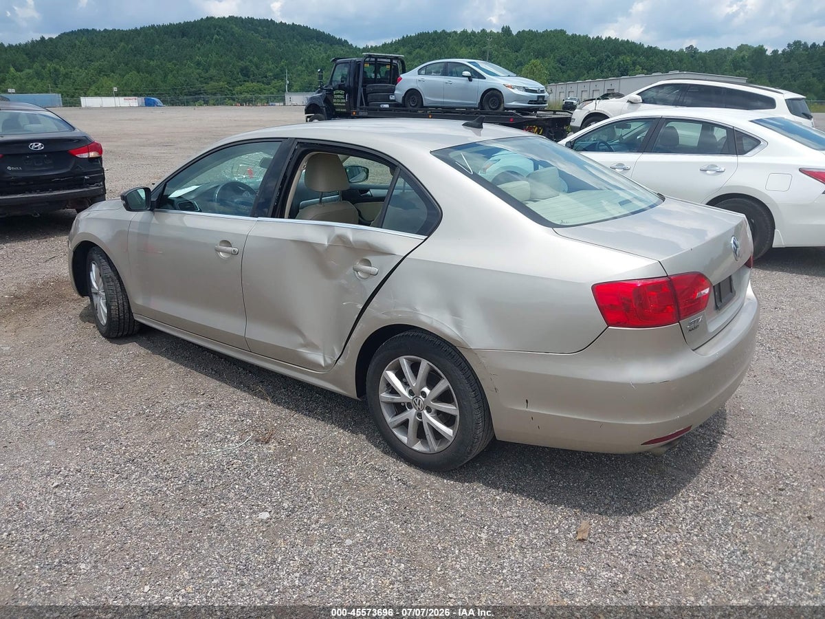 2014 VOLKSWAGEN JETTA 1.8T SE — снимка 3
