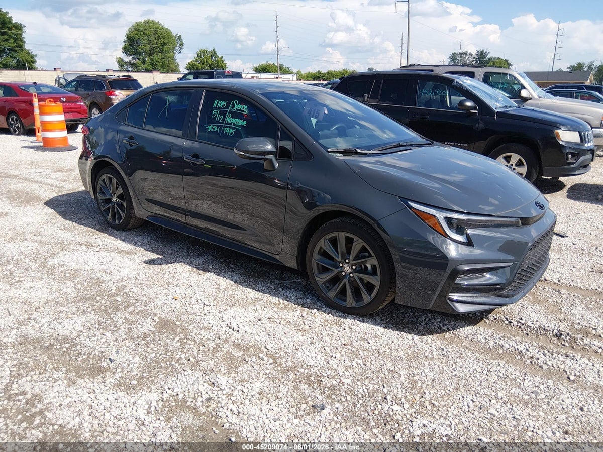 2026 TOYOTA COROLLA SE
