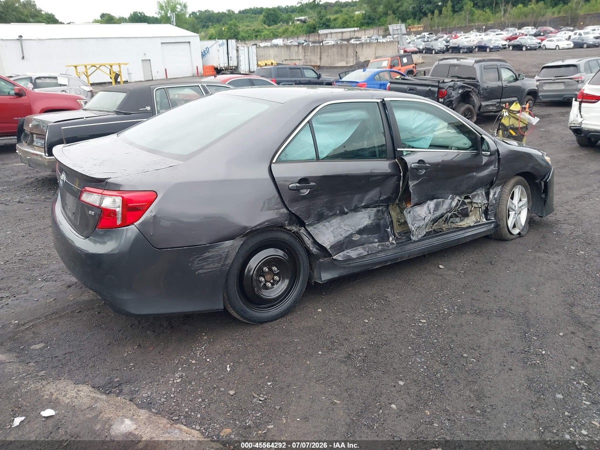 2014 TOYOTA CAMRY SE — снимка 4