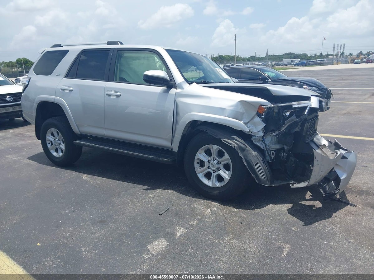 2023 TOYOTA 4RUNNER SR5