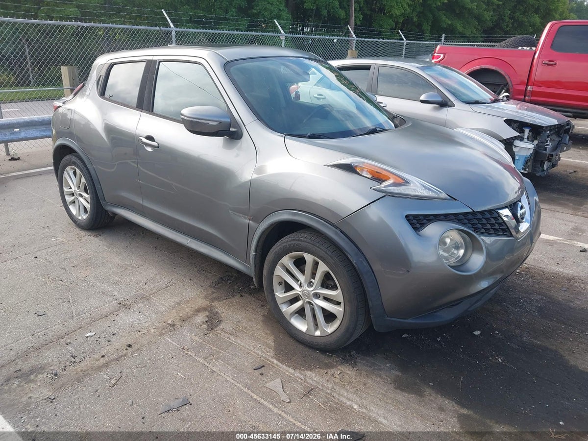 2016 NISSAN JUKE SV