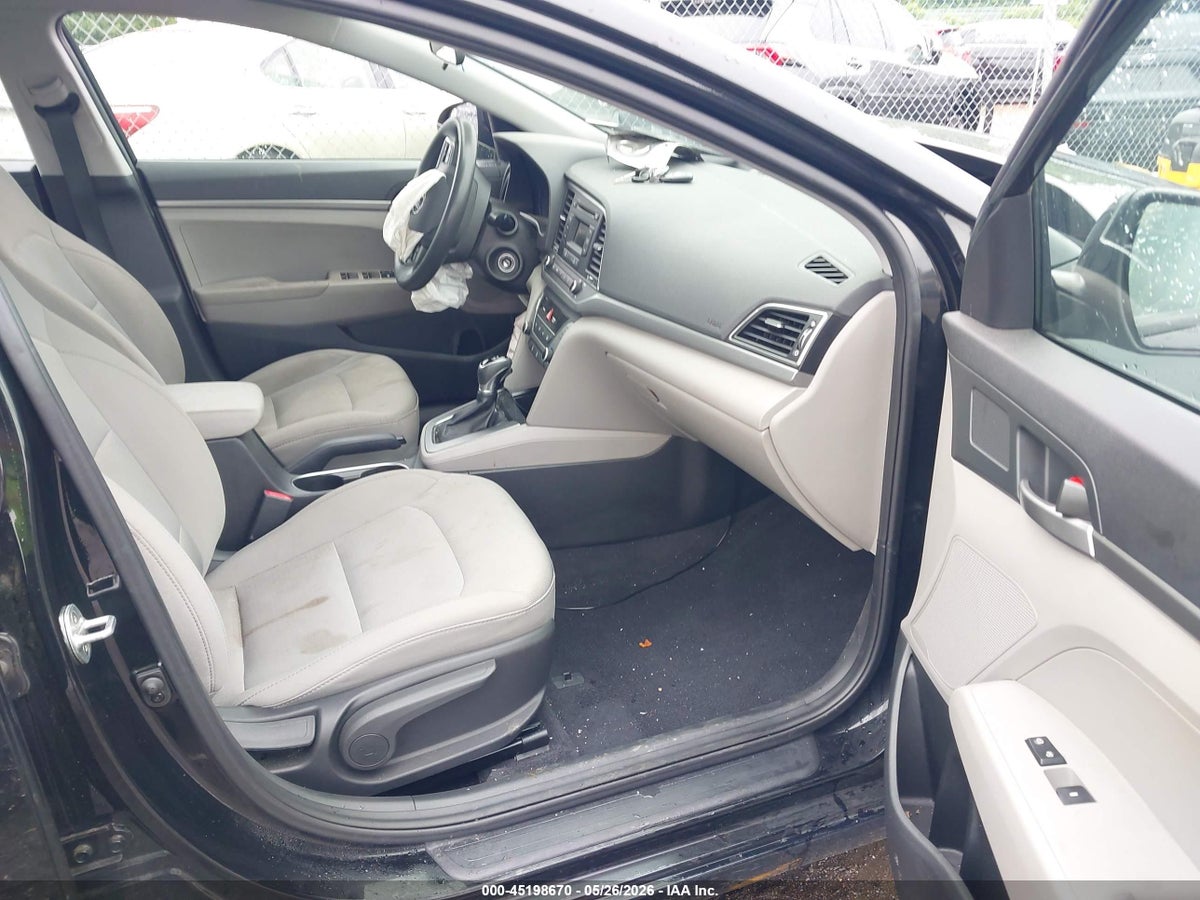 2017 HYUNDAI ELANTRA SE — снимка 5