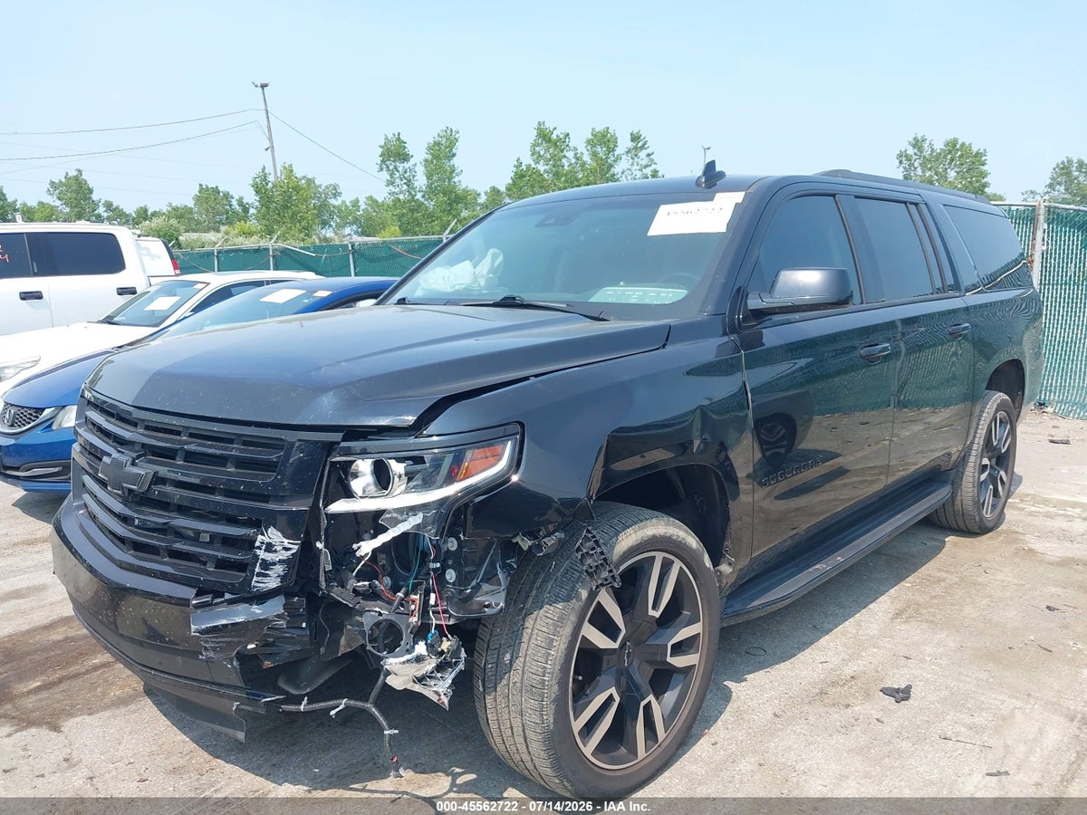 2019 CHEVROLET SUBURBAN LT — снимка 2