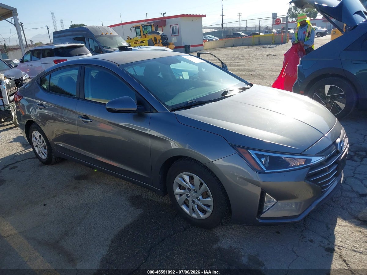 2019 HYUNDAI ELANTRA SE
