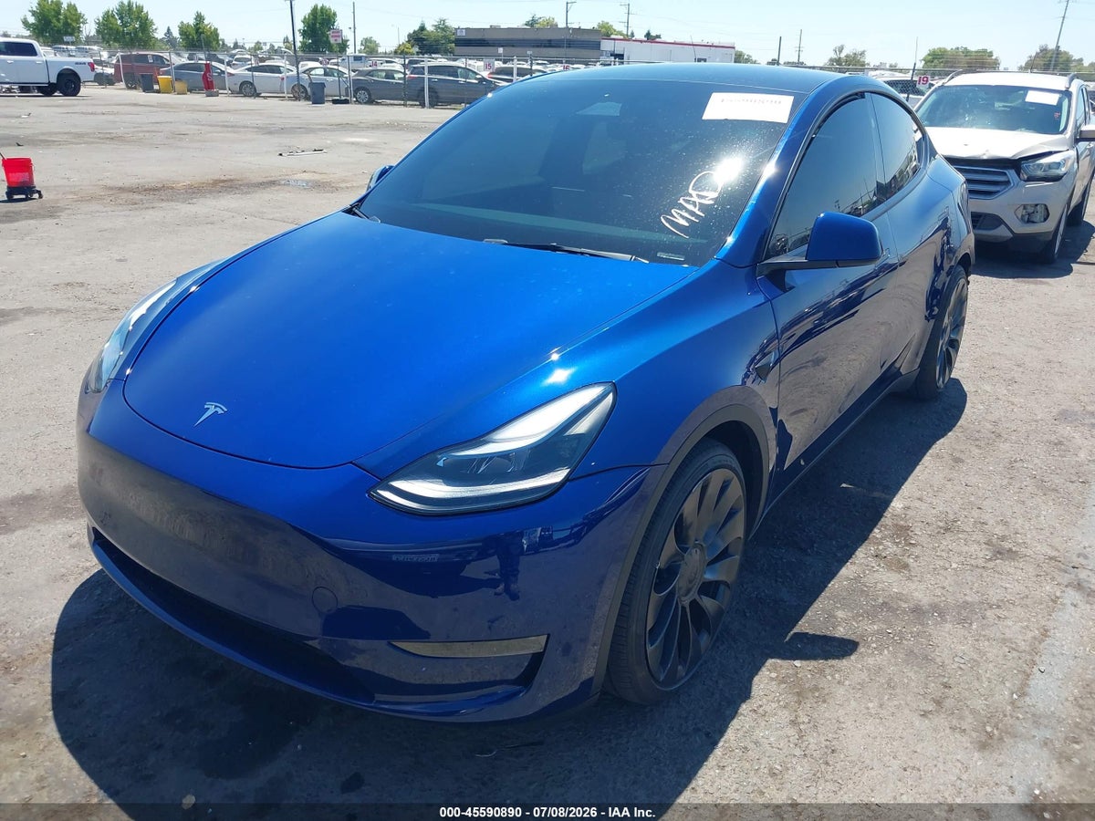 2025 TESLA MODEL Y PERFORMANCE DUAL MOTOR ALL-WHEEL DRIVE — снимка 2