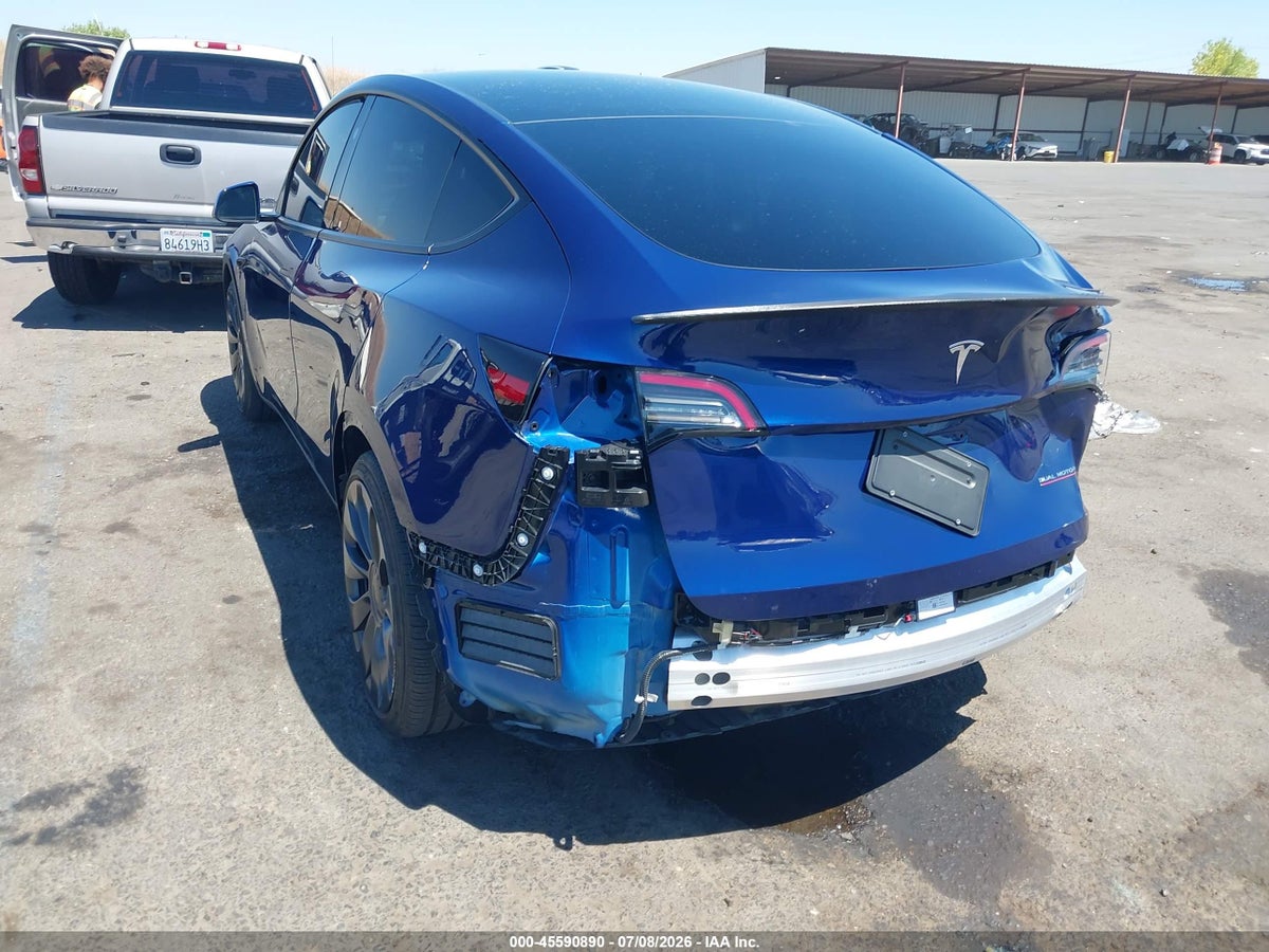 2025 TESLA MODEL Y PERFORMANCE DUAL MOTOR ALL-WHEEL DRIVE — снимка 3