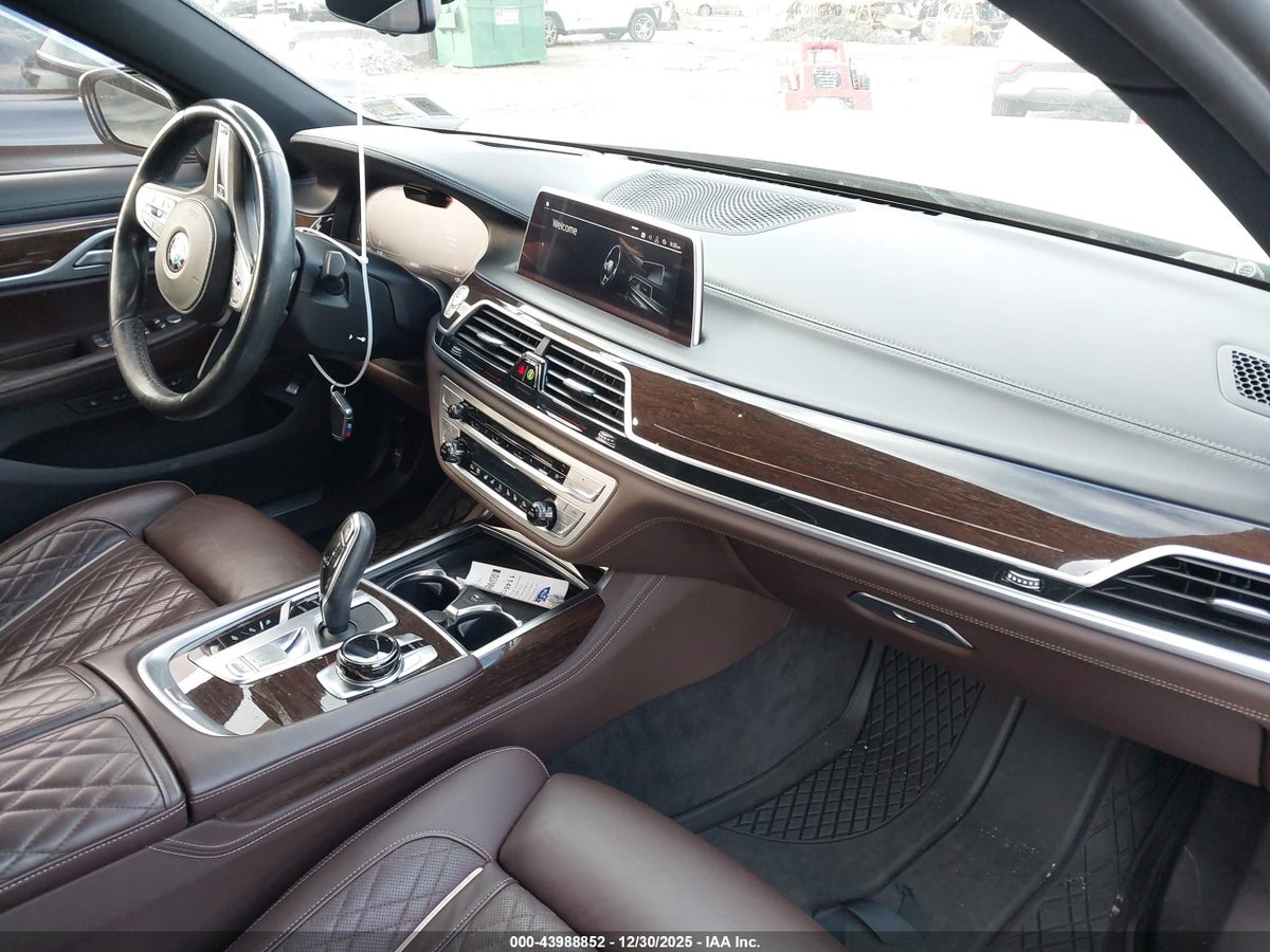 2020 BMW 750I XDRIVE — снимка 5