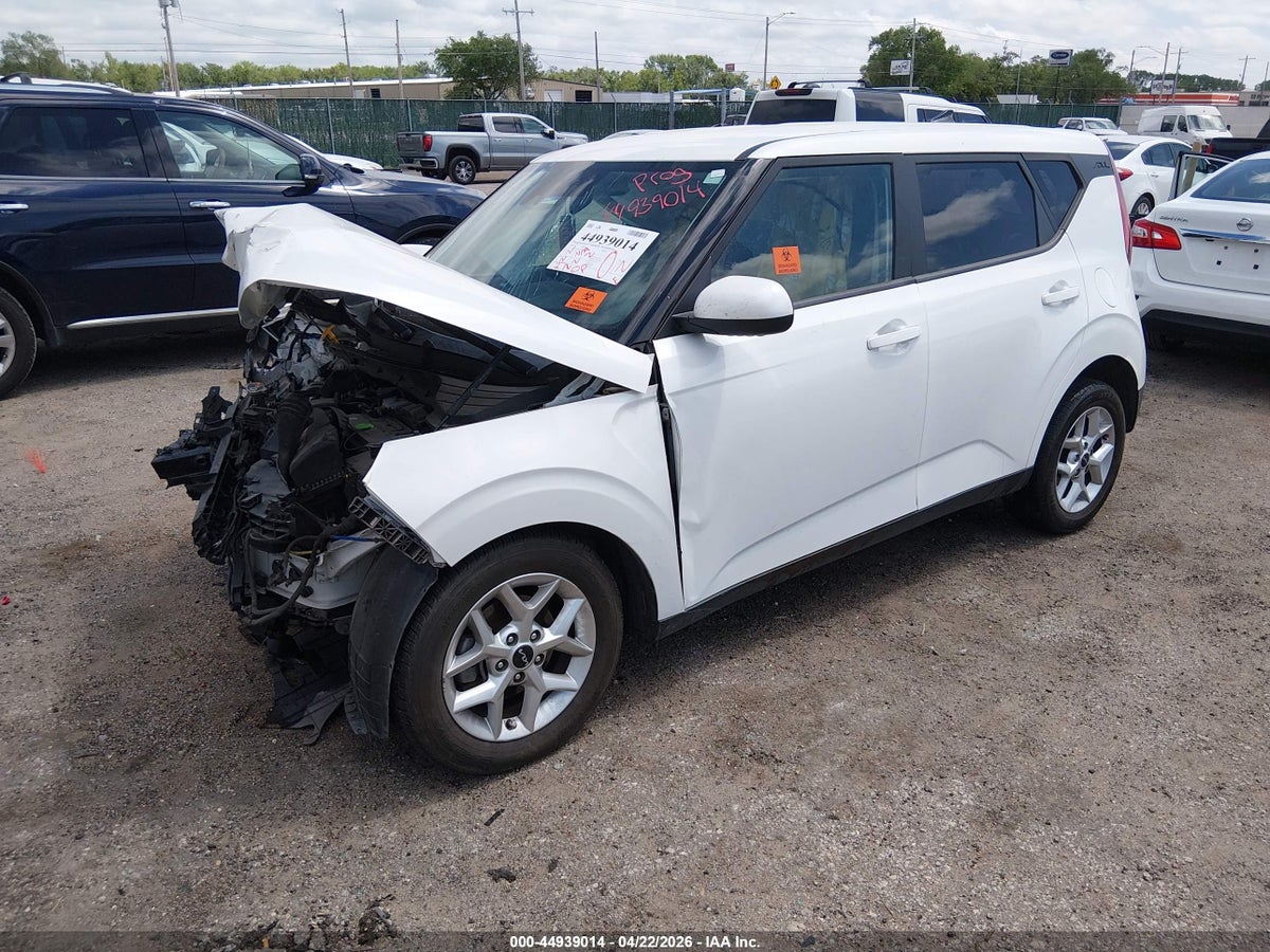 2022 KIA SOUL LX — снимка 2