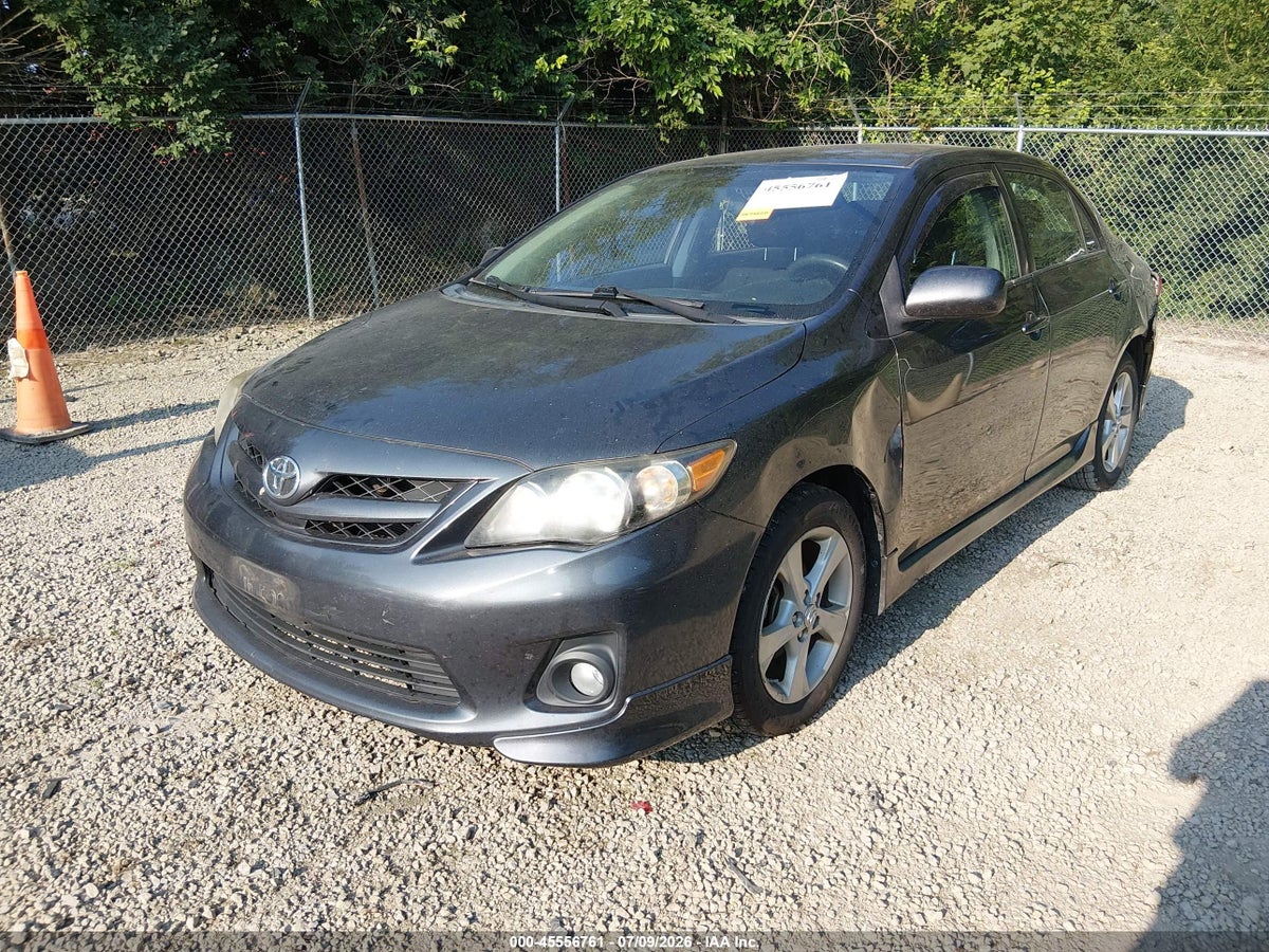 2011 TOYOTA COROLLA S — снимка 2