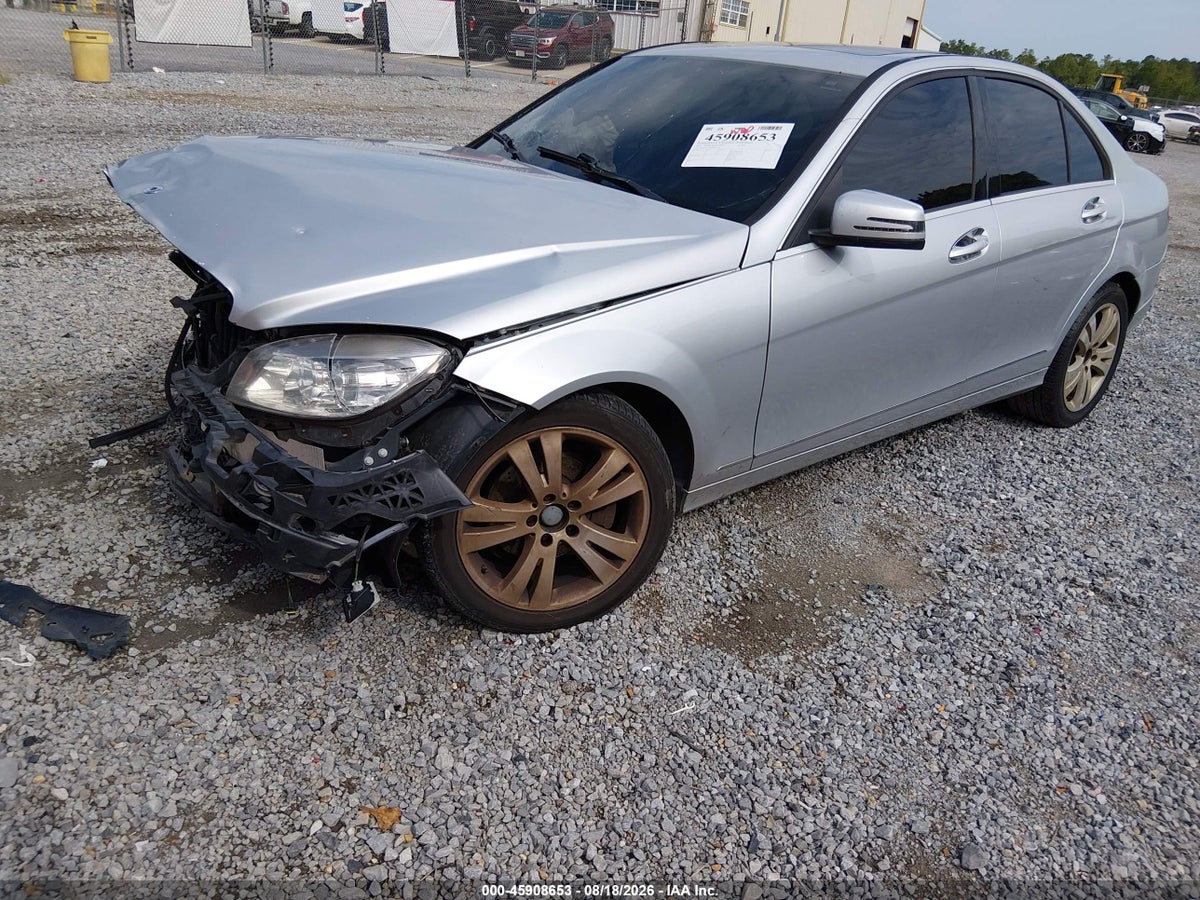 2011 MERCEDES-BENZ C 300 LUXURY/SPORT — снимка 2