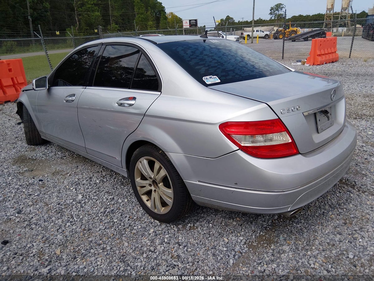 2011 MERCEDES-BENZ C 300 LUXURY/SPORT — снимка 3