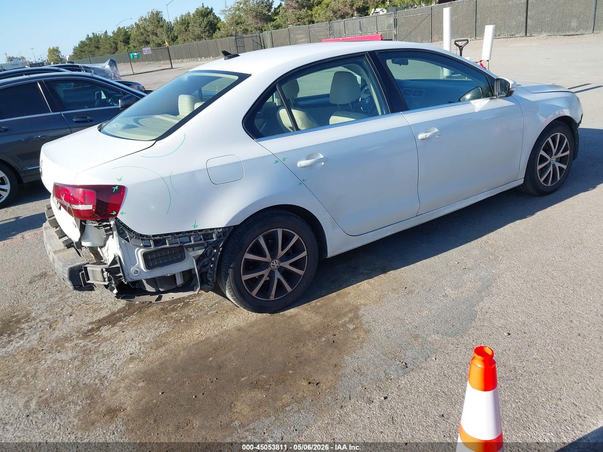 2018 VOLKSWAGEN JETTA 1.4T SE/1.4T WOLFSBURG EDITION — снимка 4