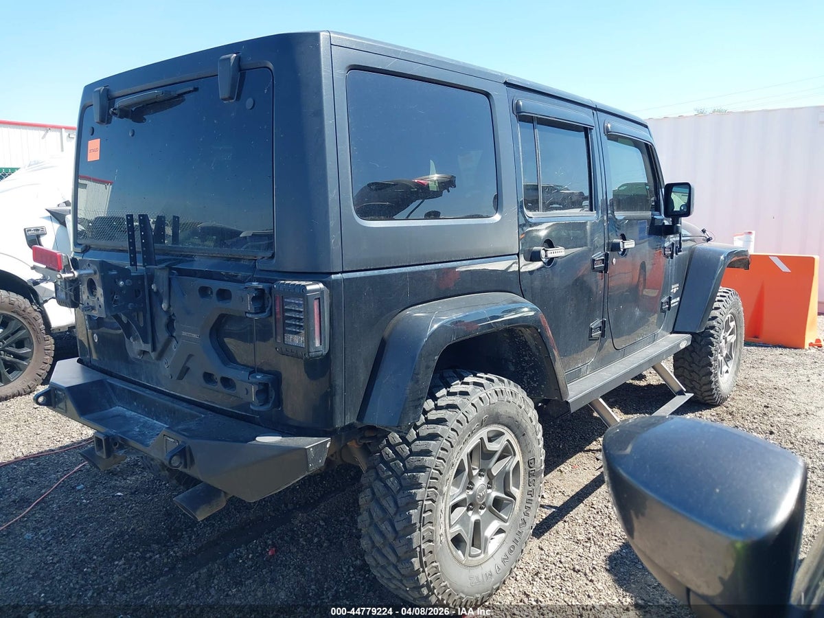 2016 JEEP WRANGLER UNLIMITED SAHARA — снимка 4