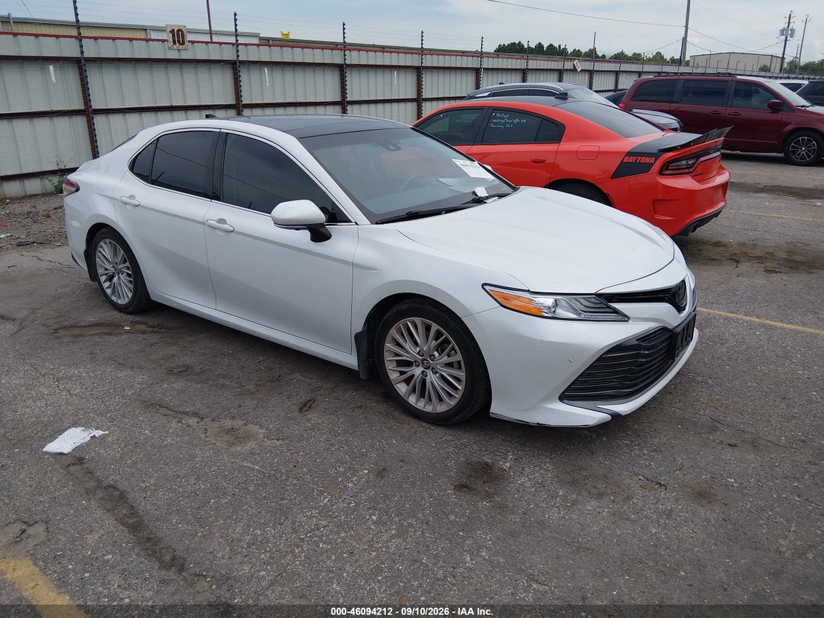 2018 TOYOTA CAMRY XLE