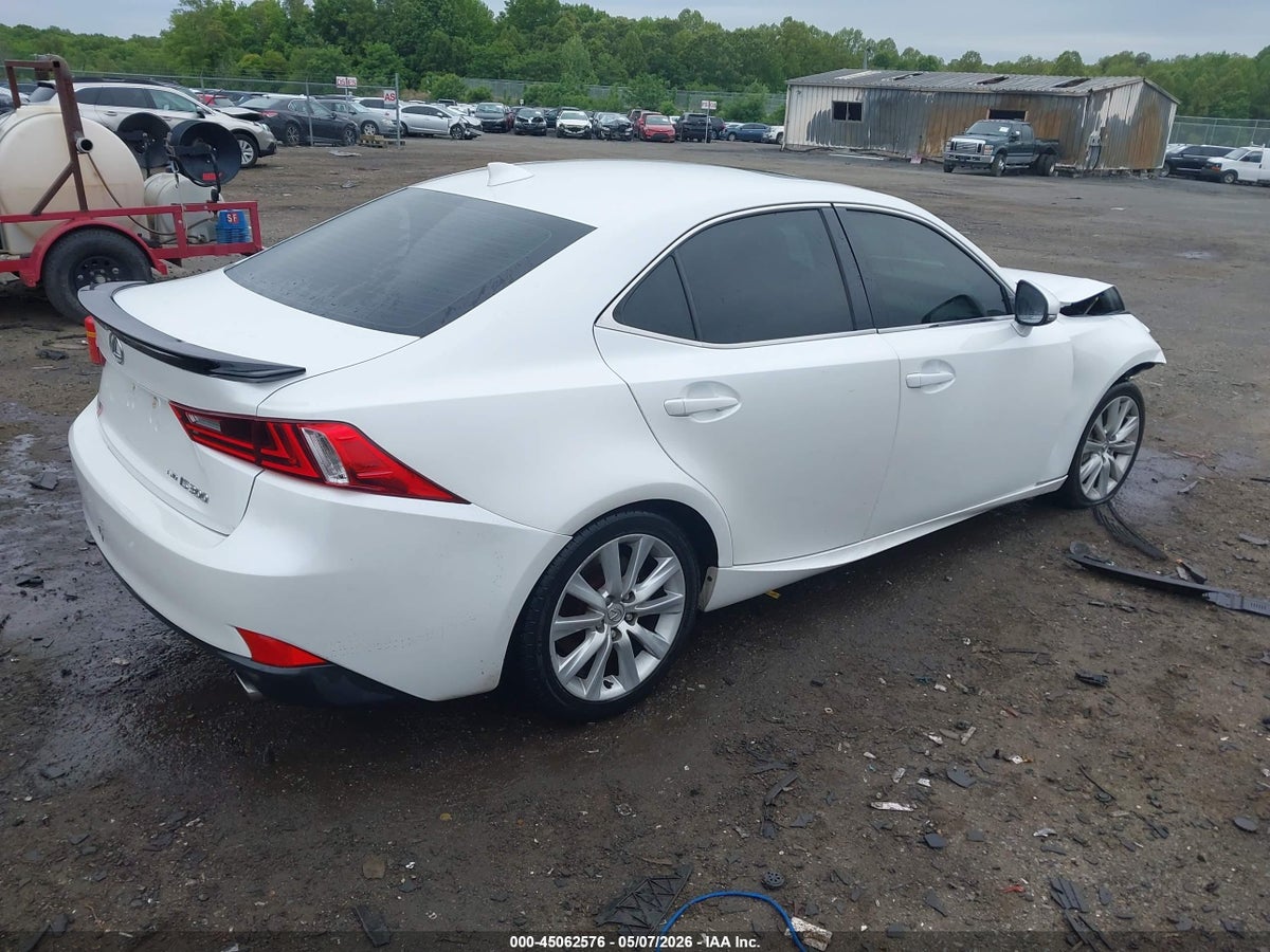 2016 LEXUS IS 300 — снимка 4