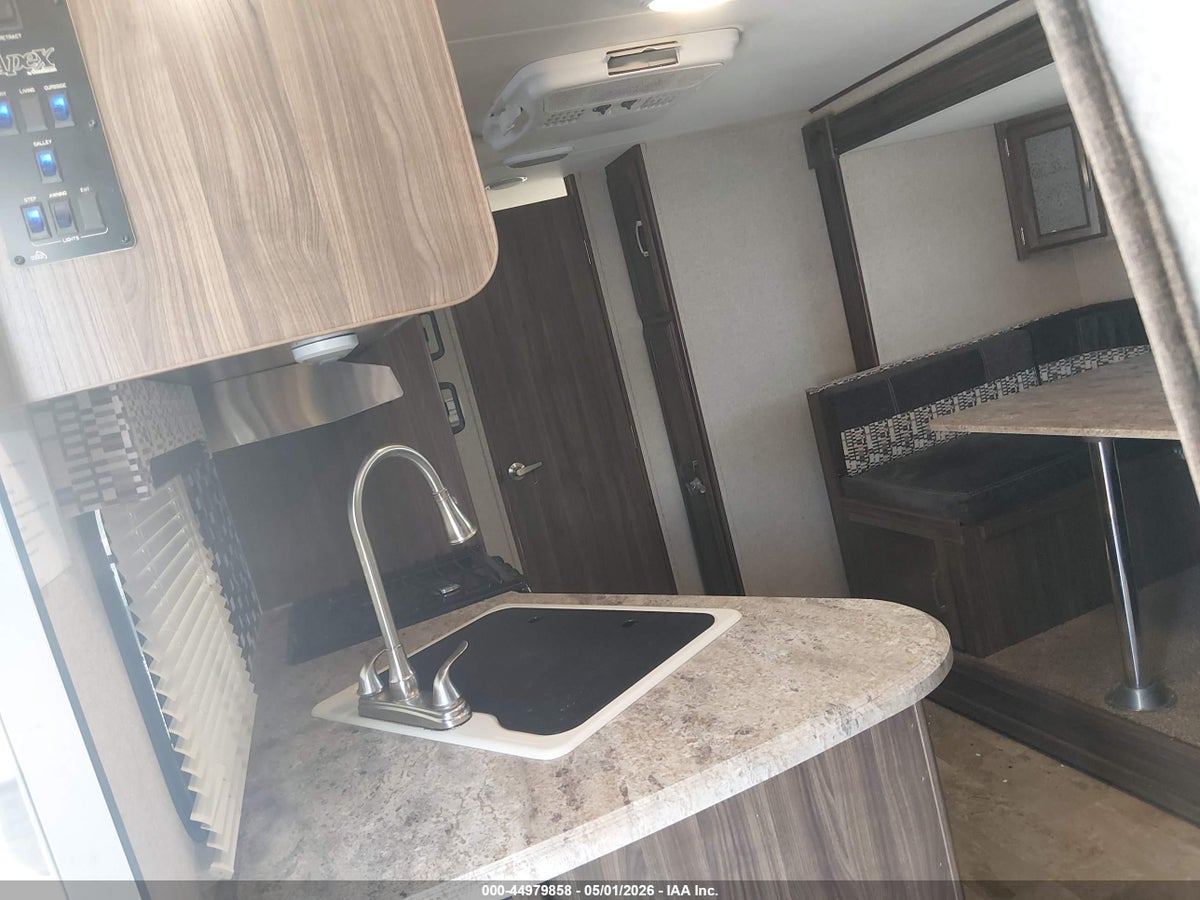 2018 COACHMEN ULTRLITE — снимка 5
