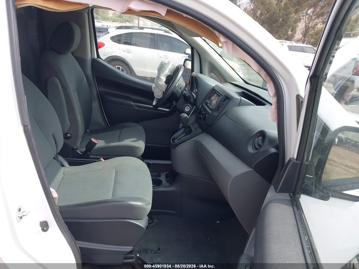 2018 CHEVROLET CITY EXPRESS 1LS — photo 5