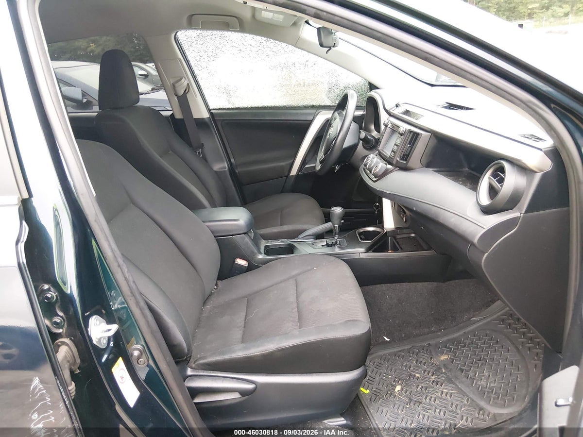 2018 TOYOTA RAV4 LE — снимка 5