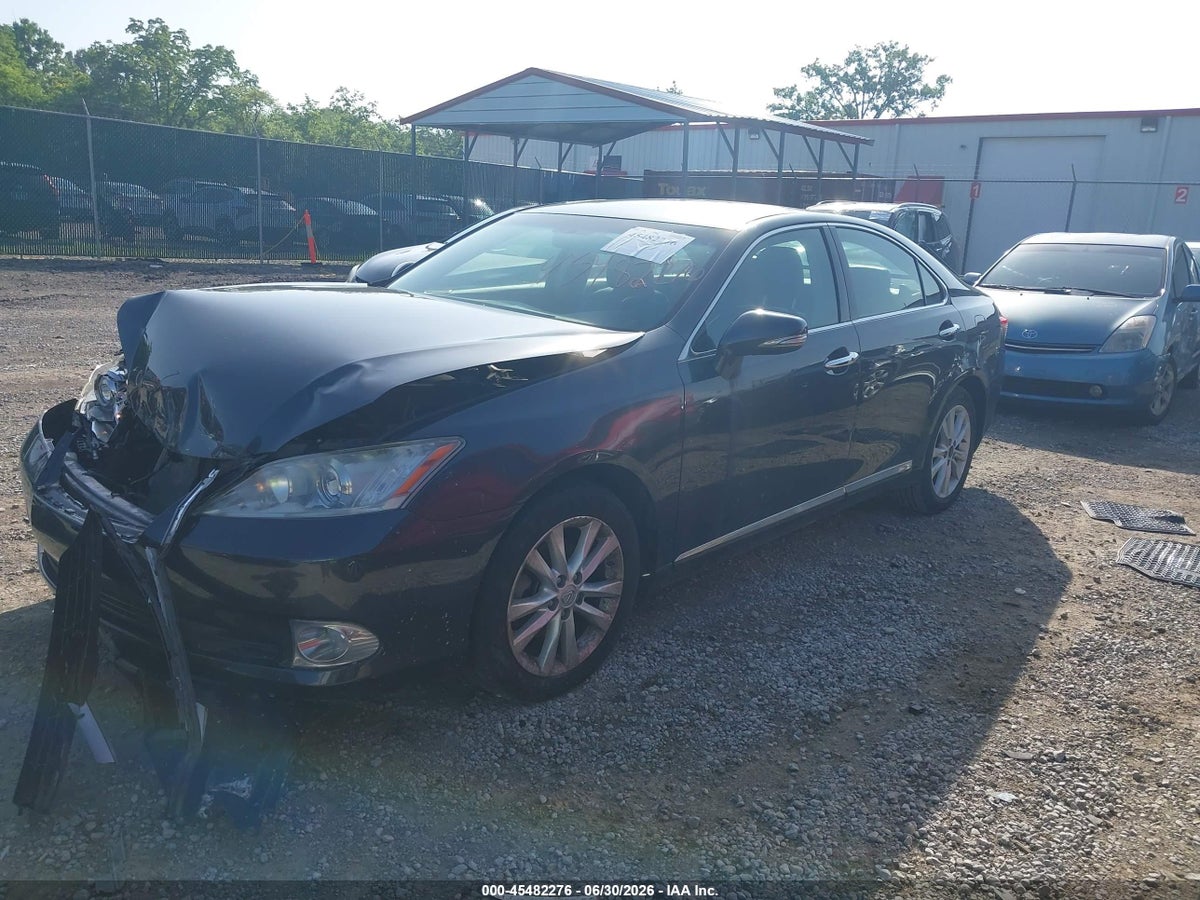 2011 LEXUS ES 350 — снимка 2