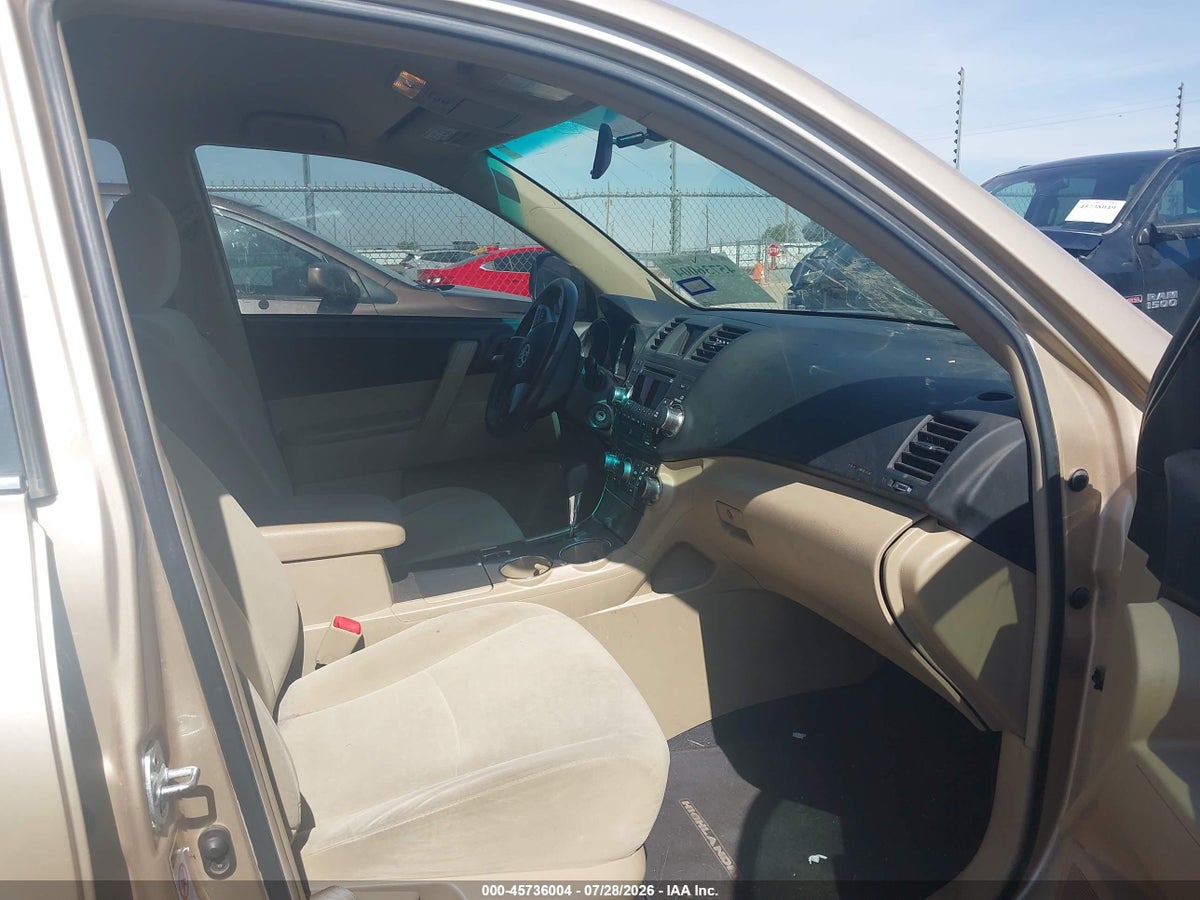 2012 TOYOTA HIGHLANDER BASE V6 — снимка 5