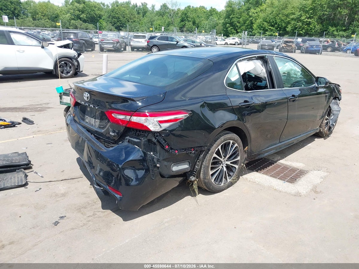 2018 TOYOTA CAMRY SE — снимка 4