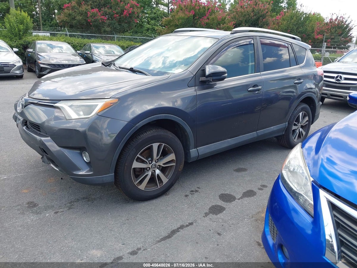 2016 TOYOTA RAV4 XLE — снимка 2