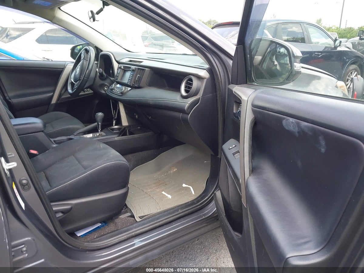 2016 TOYOTA RAV4 XLE — снимка 5