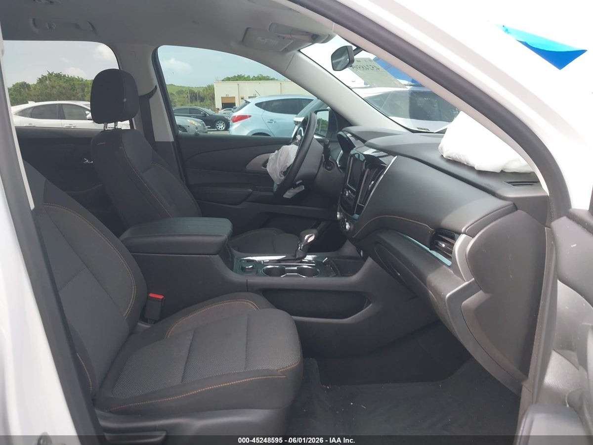 2021 CHEVROLET TRAVERSE FWD LS — снимка 5