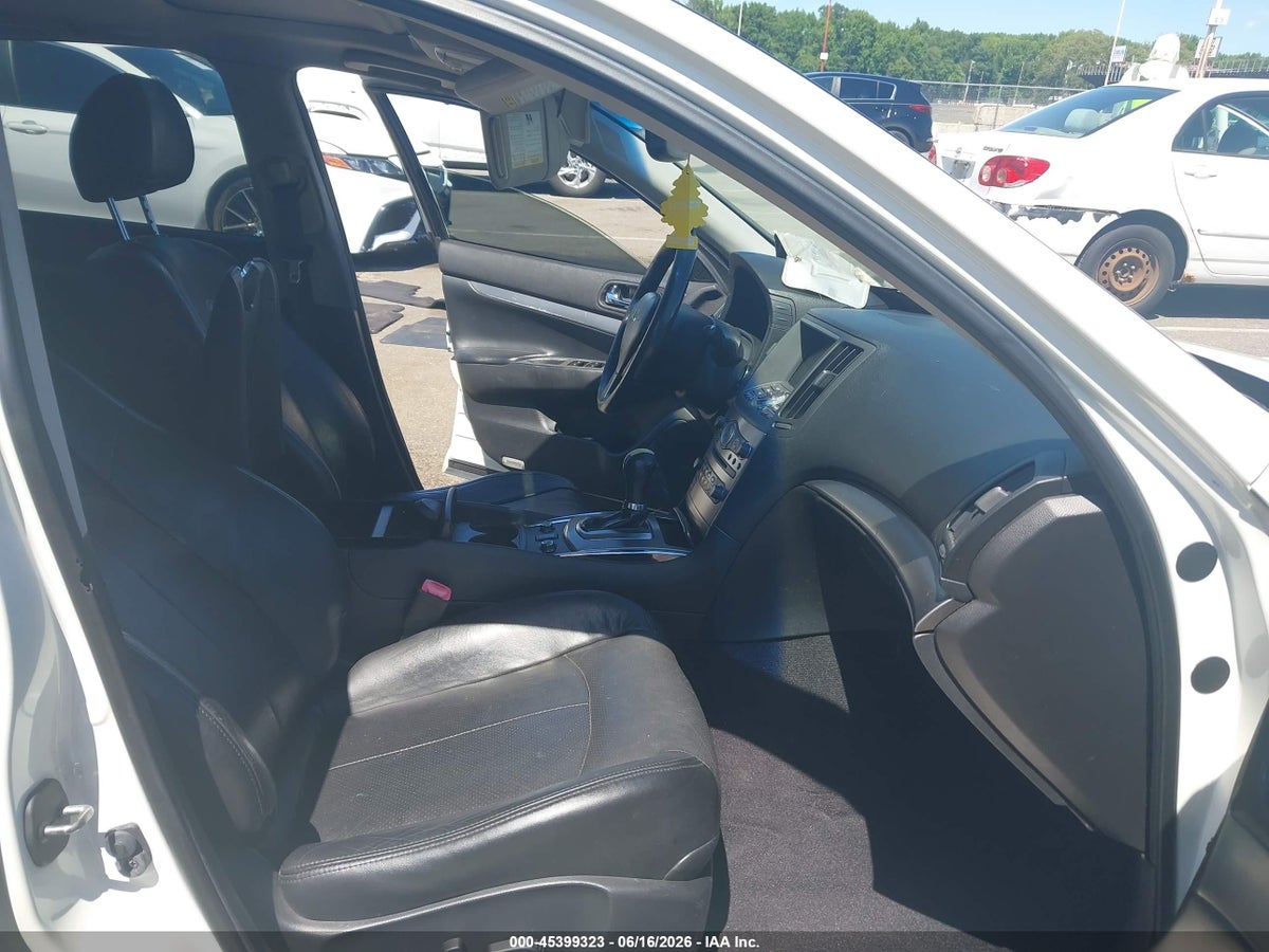 2013 INFINITI G37X — снимка 5