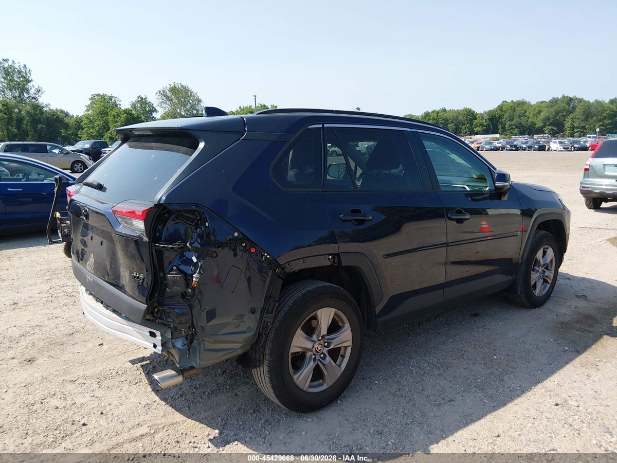 2024 TOYOTA RAV4 XLE — снимка 4